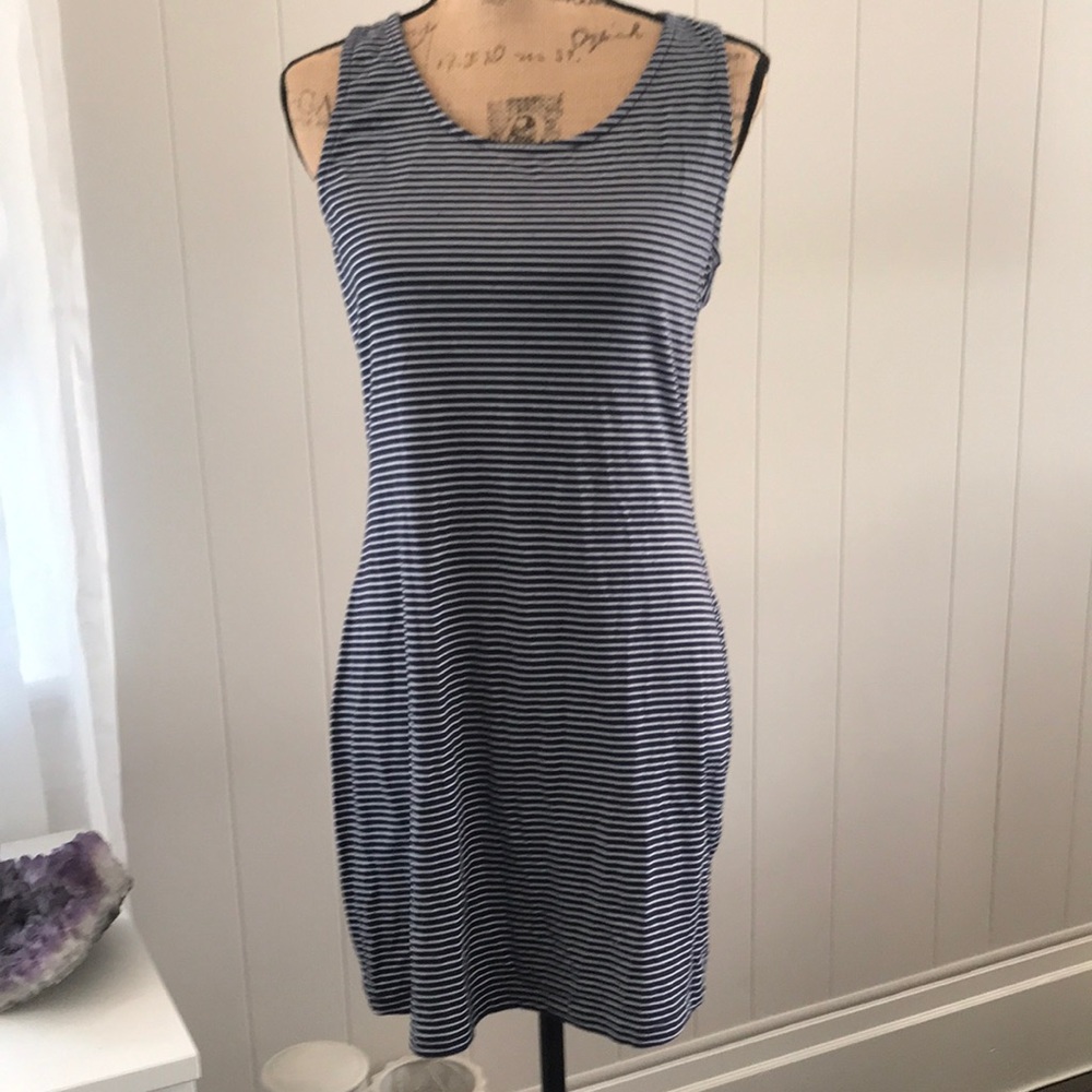 Soft striped OP casual dress size XL. Navy & white